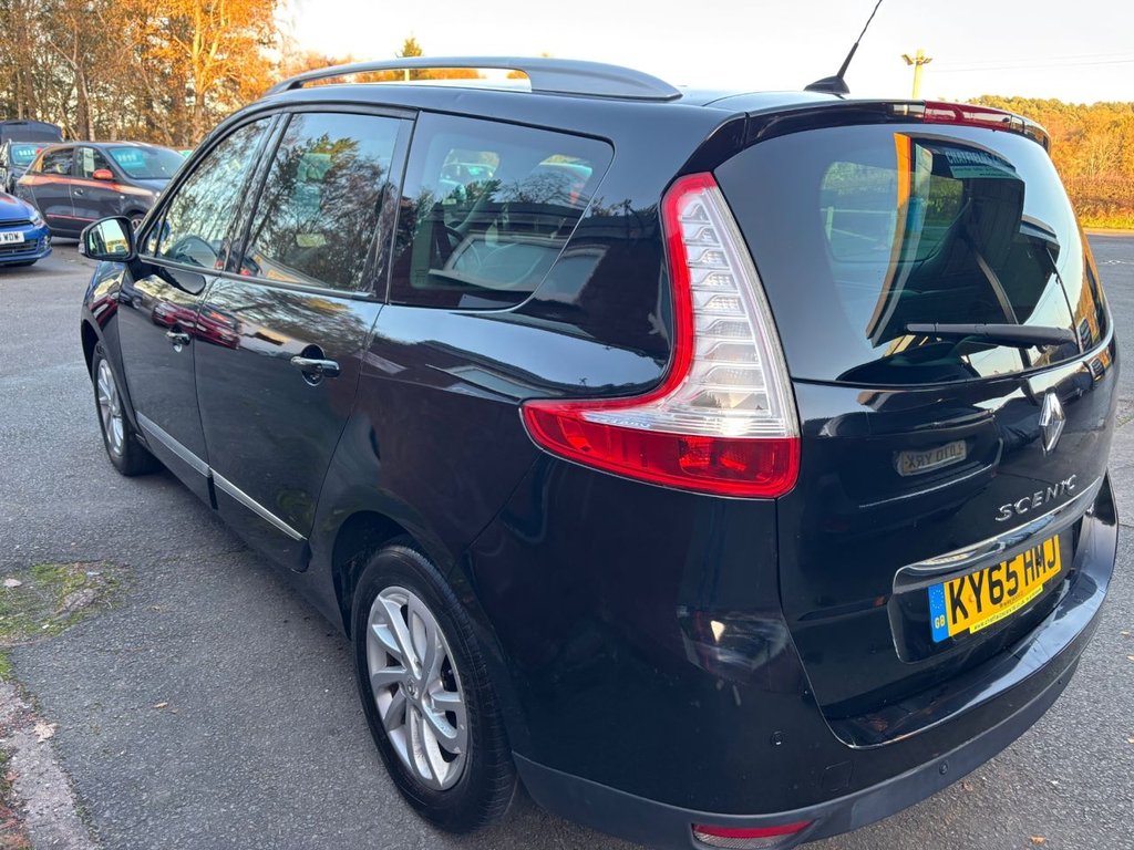 Used Renault Grand Scenic 2015 for sale - 76650311: Photo 10