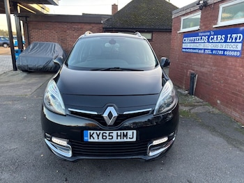 Used Renault Grand Scenic 2015 for sale - 76650311: Photo