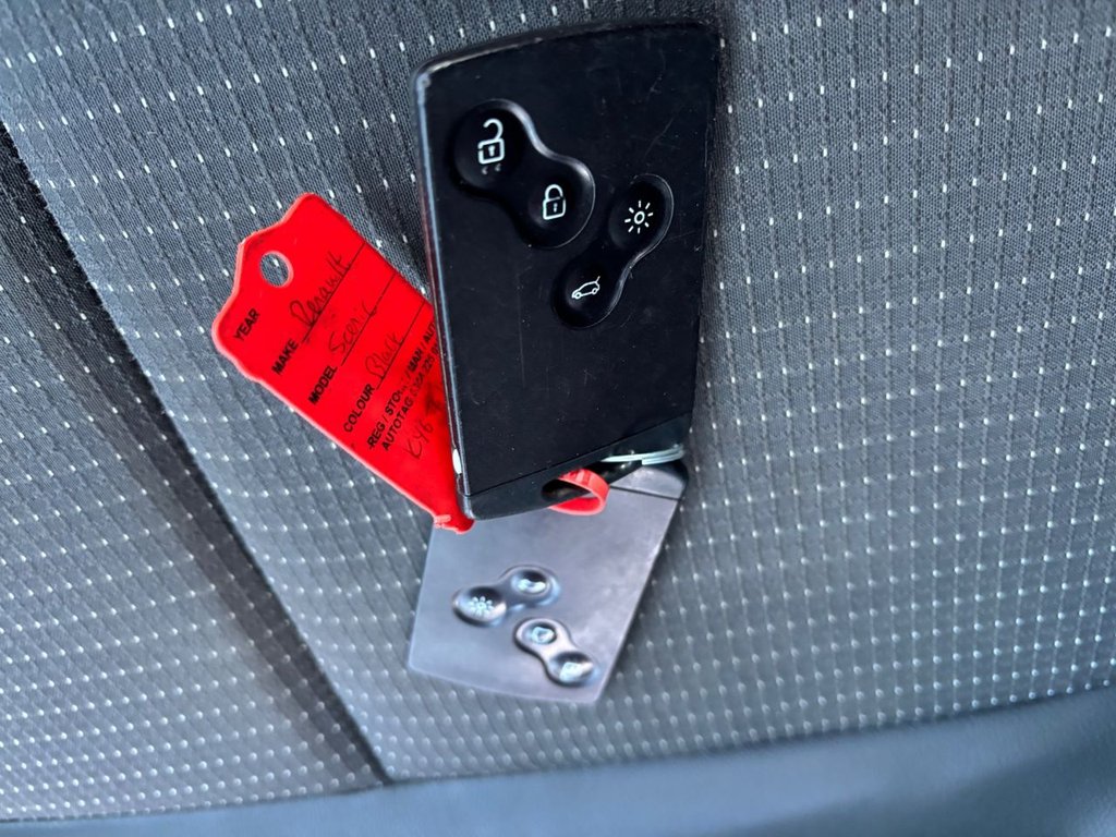 Used Renault Grand Scenic 2015 for sale - 76650311: Photo 26