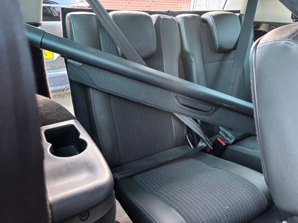 Used Renault Grand Scenic 2015 for sale - 76650311: Photo 31