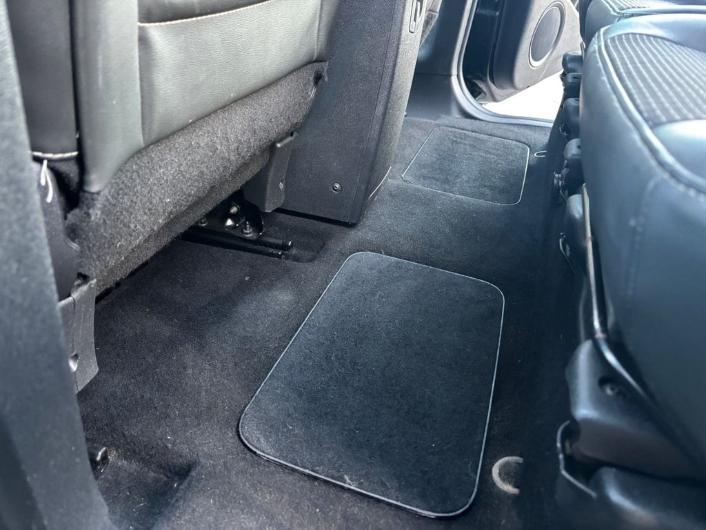 Used Renault Grand Scenic 2015 for sale - 76650311: Photo 37