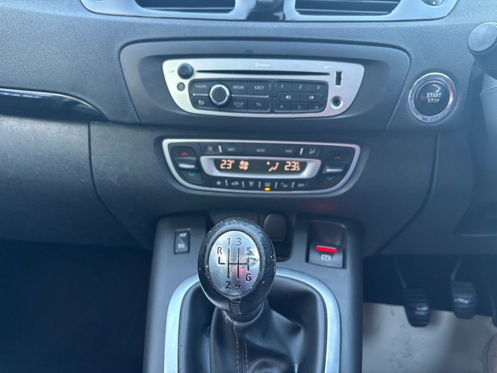 Used Renault Grand Scenic 2015 for sale - 76650311: Photo 50