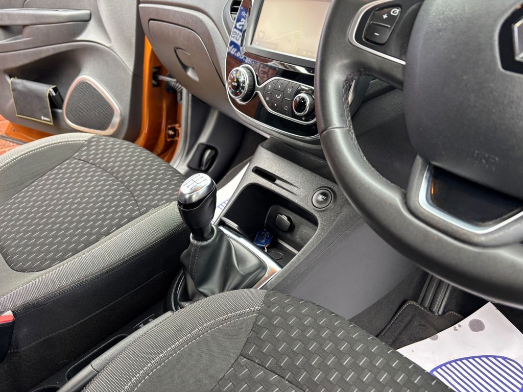 Used Renault Captur 2018 for sale - 76650316: Photo 24