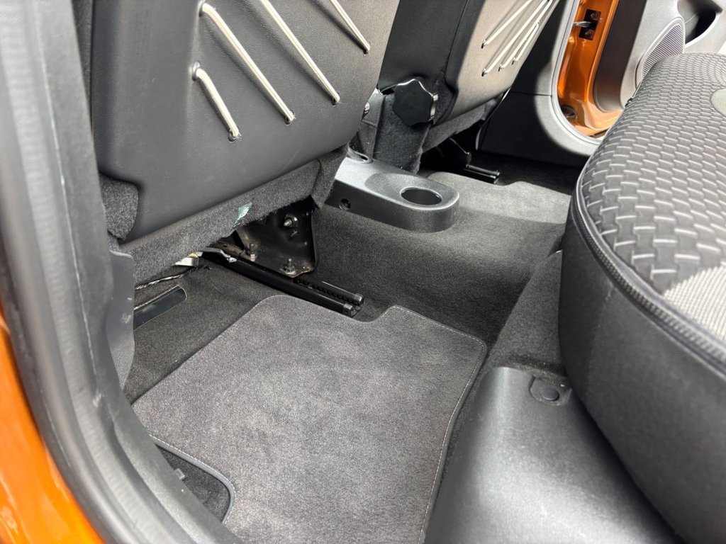 Used Renault Captur 2018 for sale - 76650316: Photo 38