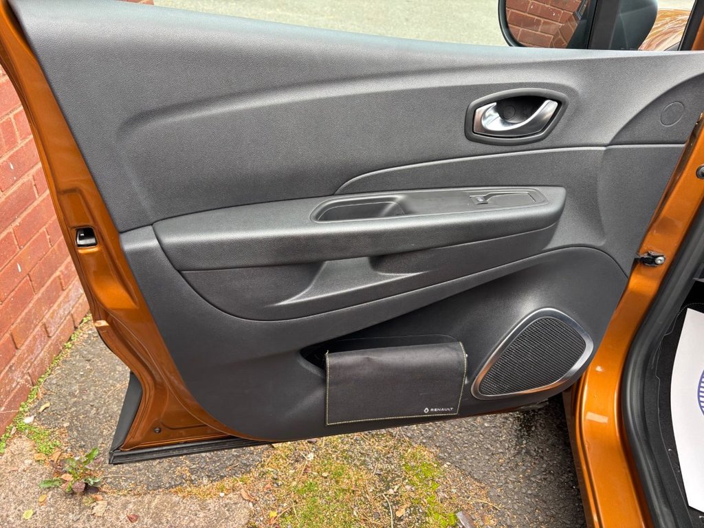 Used Renault Captur 2018 for sale - 76650316: Photo 39