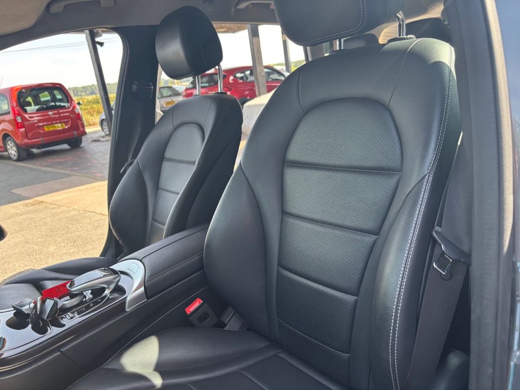 Used Mercedes-Benz C Class 2019 for sale - 76650314: Photo 32