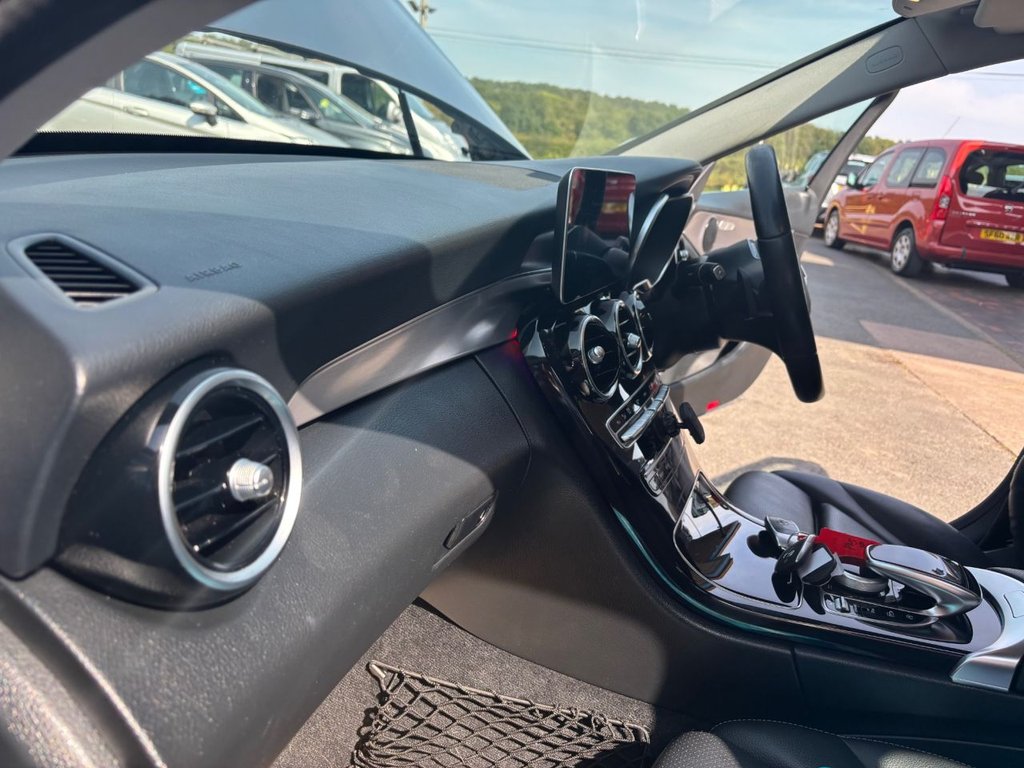 Used Mercedes-Benz C Class 2019 for sale - 76650314: Photo 33