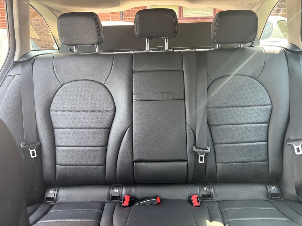 Used Mercedes-Benz C Class 2019 for sale - 76650314: Photo 36