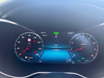 Used Mercedes-Benz C Class 2019 for sale - 76650314: Photo