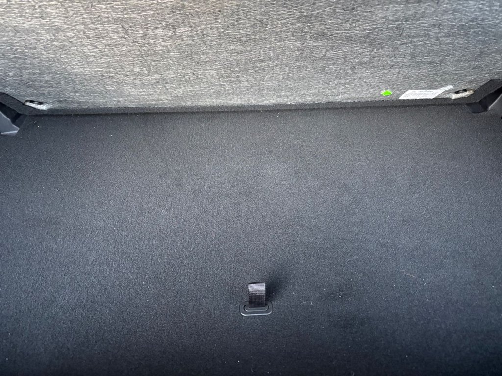 Used Citroen C3 Picasso 2017 for sale - 76650305: Photo 30