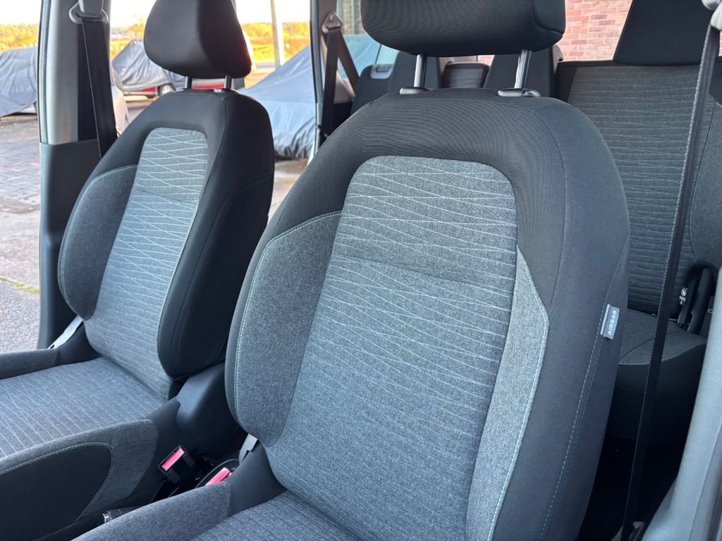 Used Citroen C3 Picasso 2017 for sale - 76650305: Photo 40