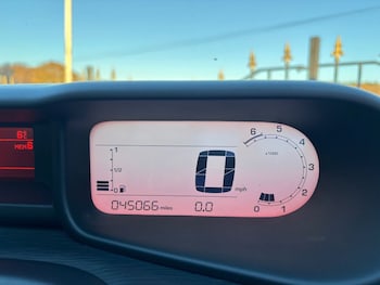 Used Citroen C3 Picasso 2017 for sale - 76650305: Photo