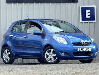 Used Toyota Yaris 2010 for sale - 79633069: Photo