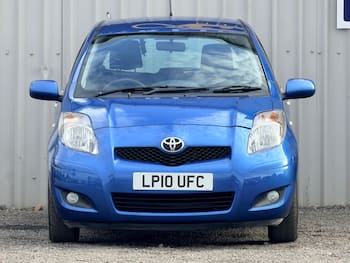 Used Toyota Yaris 2010 for sale - 79633069: Photo
