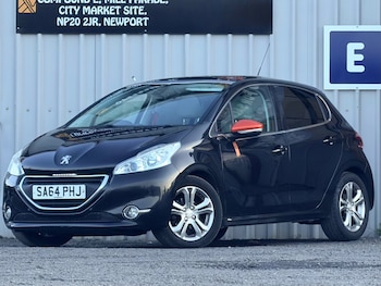 Used Peugeot 208 2014 for sale - 79400883: Photo