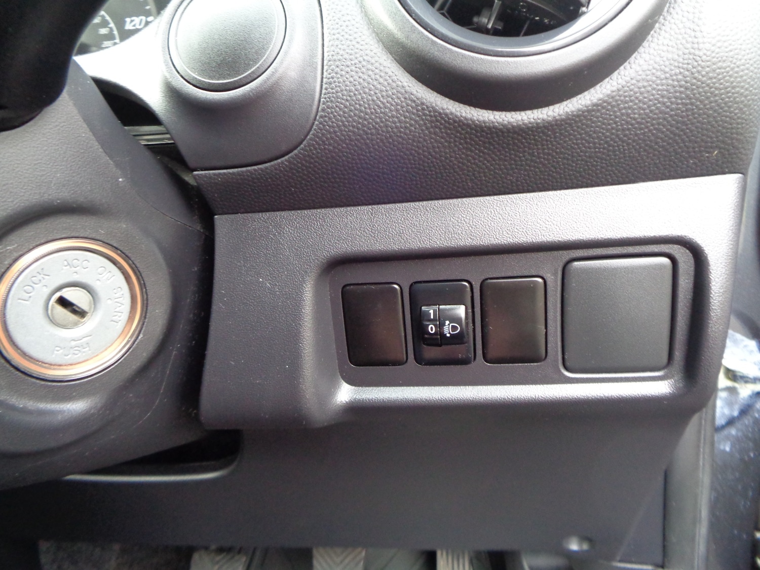 Used Mitsubishi Mirage 2014 for sale - 76638726: Photo 18