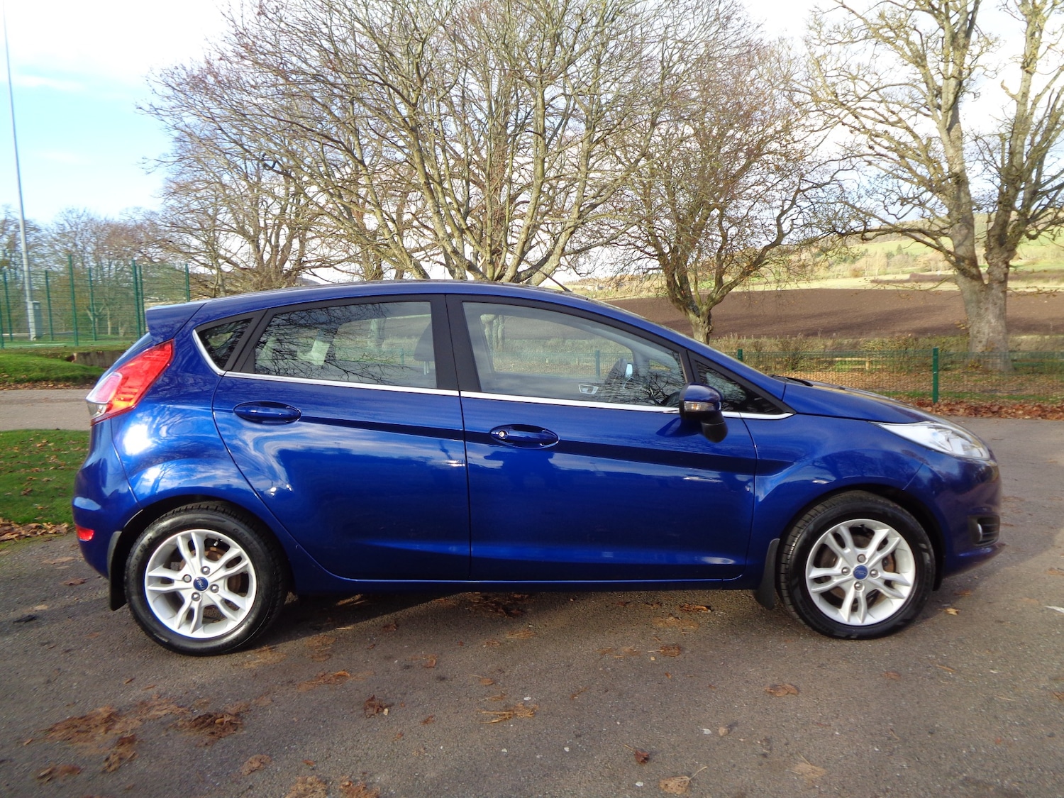 Used Ford Fiesta 2014 for sale - 76638375: Photo 9