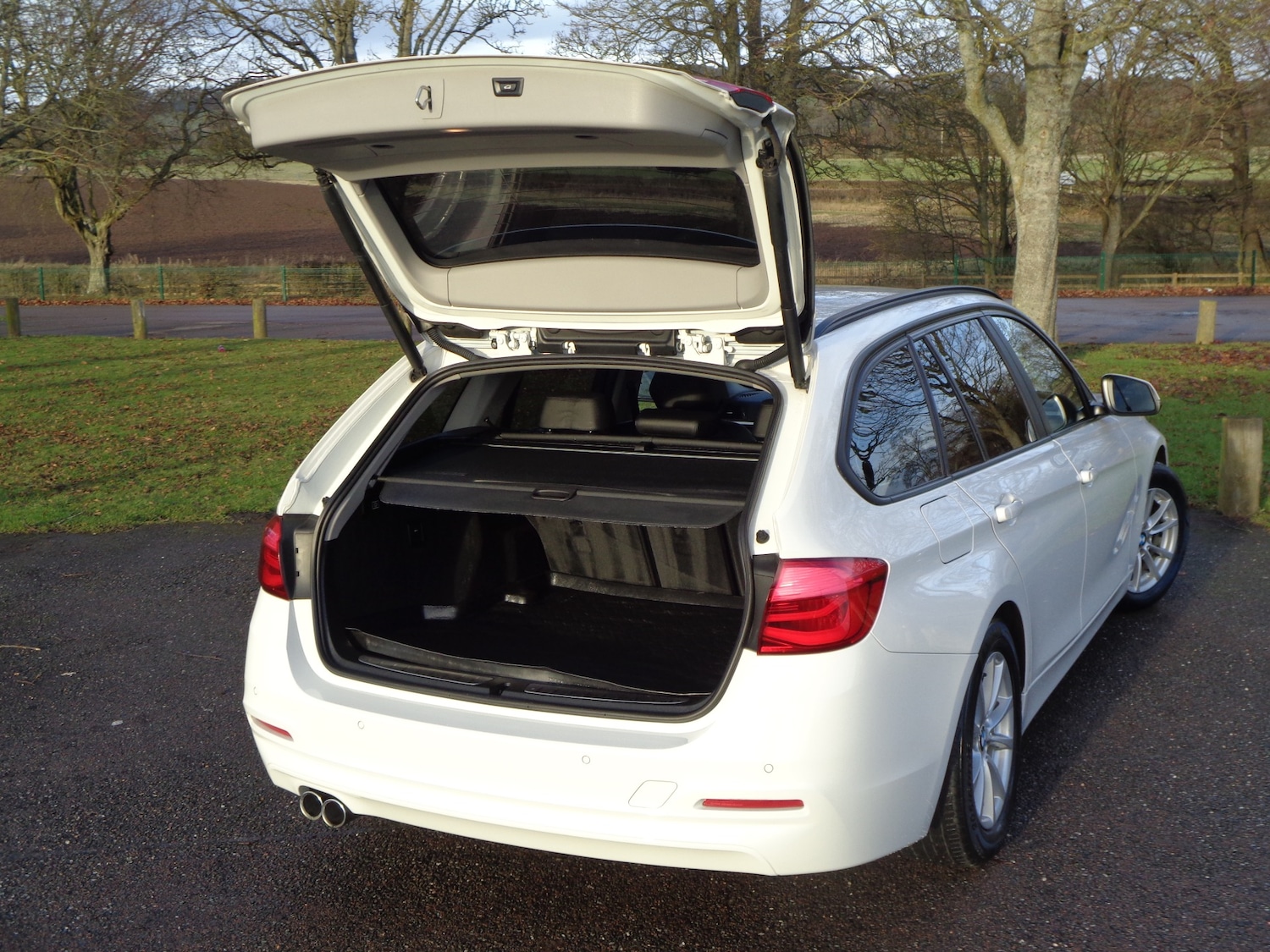 Used BMW 3 Series 2016 for sale - 76834699: Photo 9