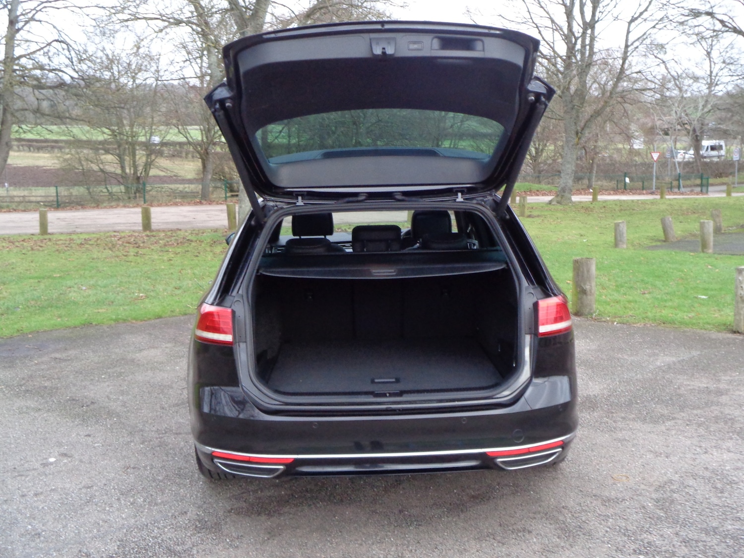 Used Volkswagen Passat 2018 for sale - 77901035: Photo 8