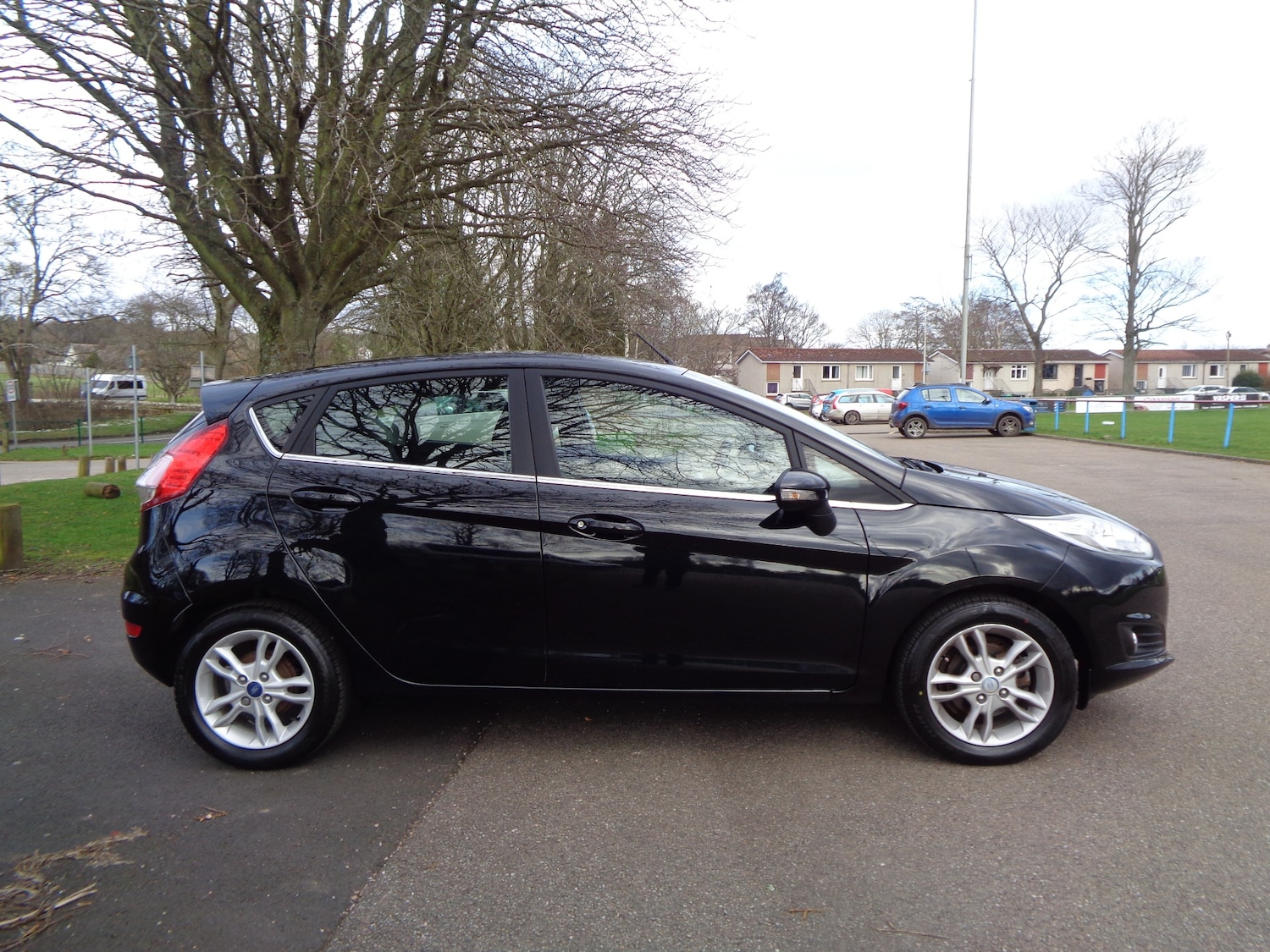 Used Ford Fiesta 2015 for sale - 77530411: Photo 9