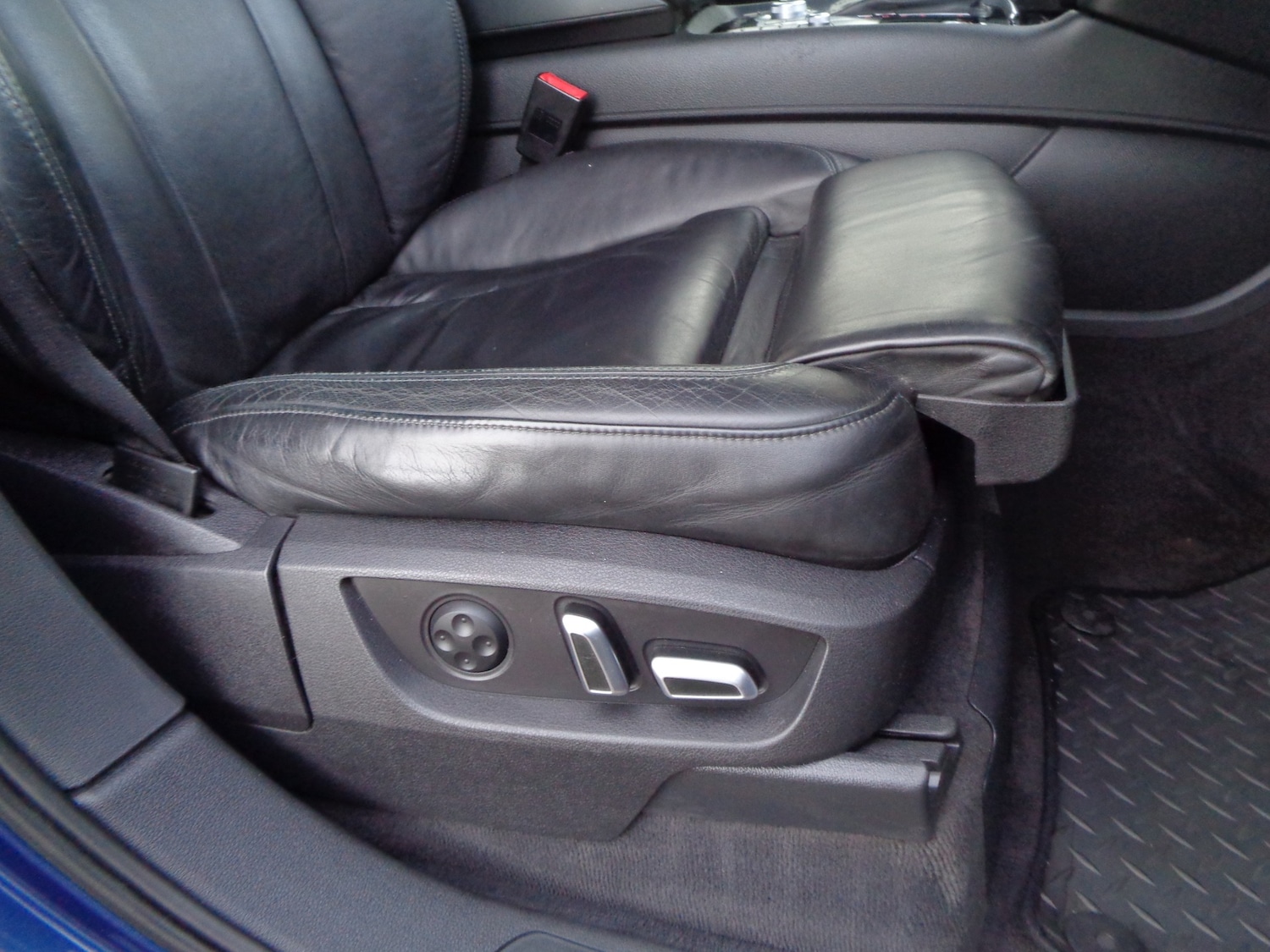 Used Audi Q7 2013 for sale - 76555525: Photo 17