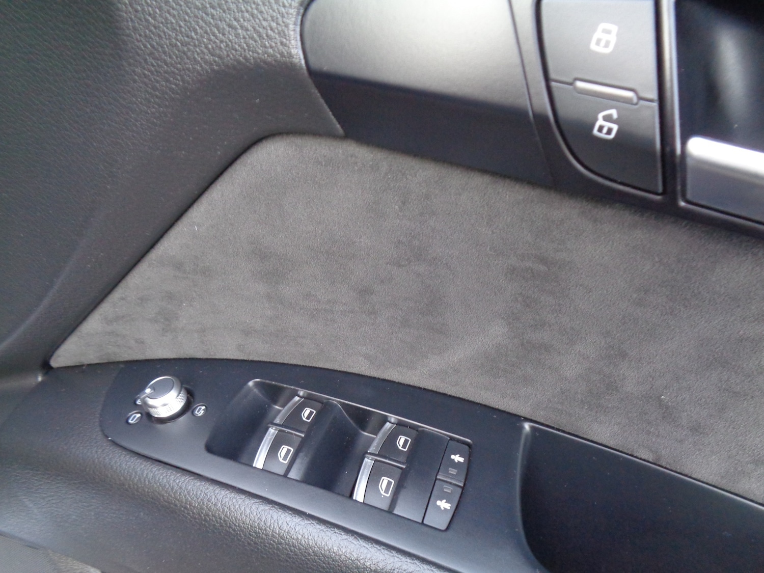 Used Audi Q7 2013 for sale - 76555525: Photo 29