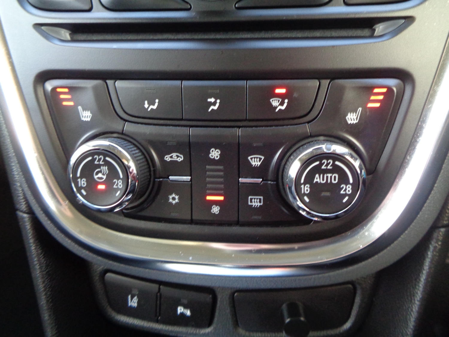 Used Vauxhall Mokka 2015 for sale - 77168022: Photo 23