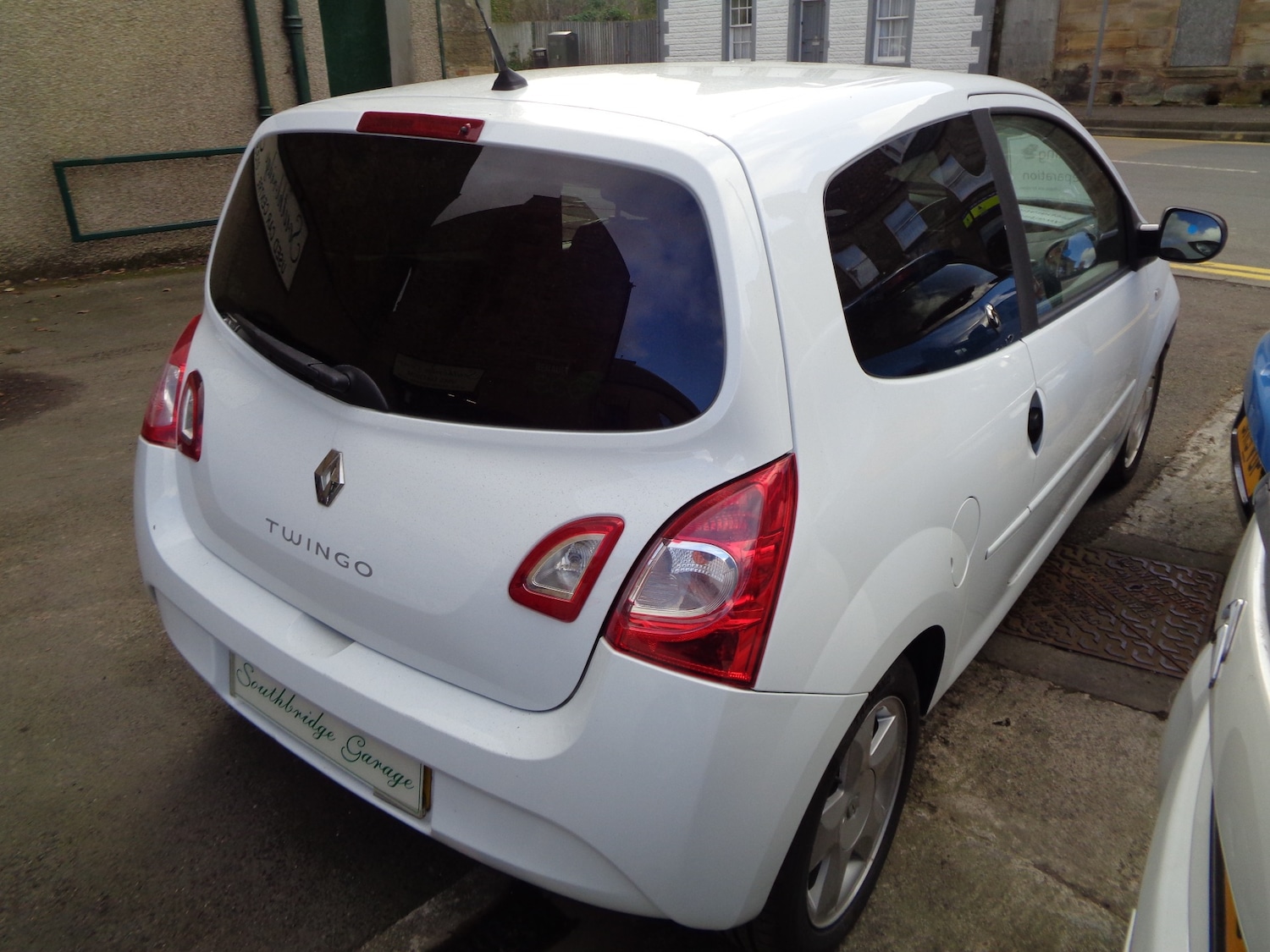 Used Renault Twingo 2013 for sale - 77833784: Photo 2