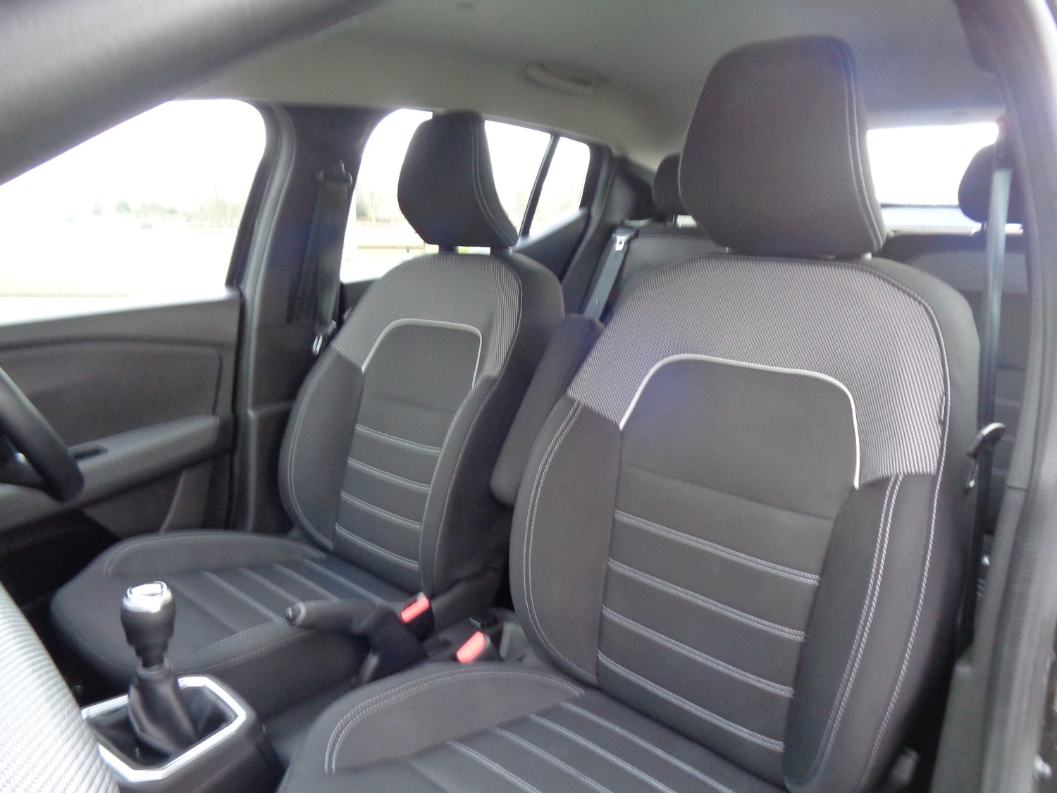 Used Dacia Sandero 2022 for sale - 77196433: Photo 12