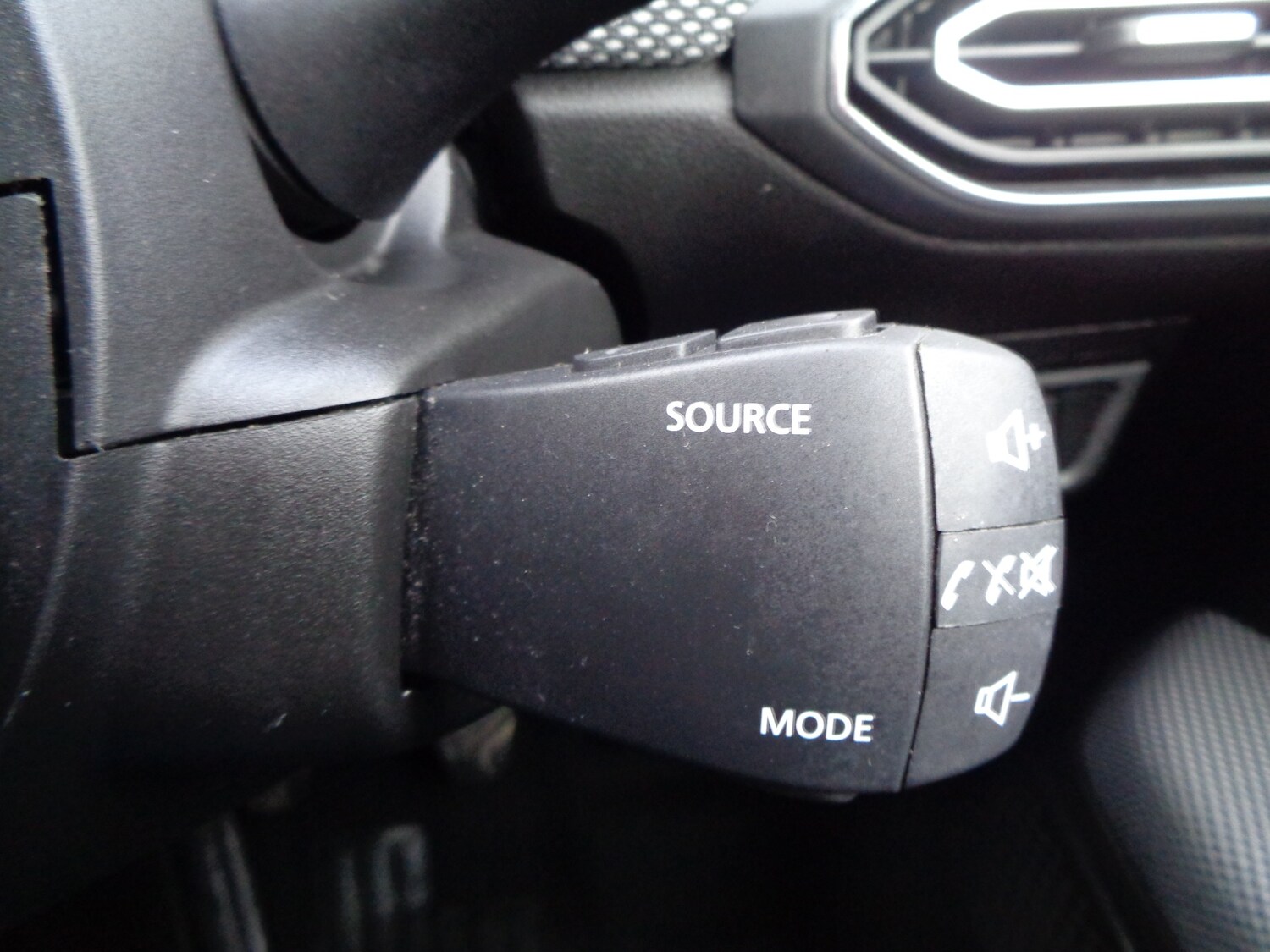 Used Dacia Sandero 2022 for sale - 77196433: Photo 20