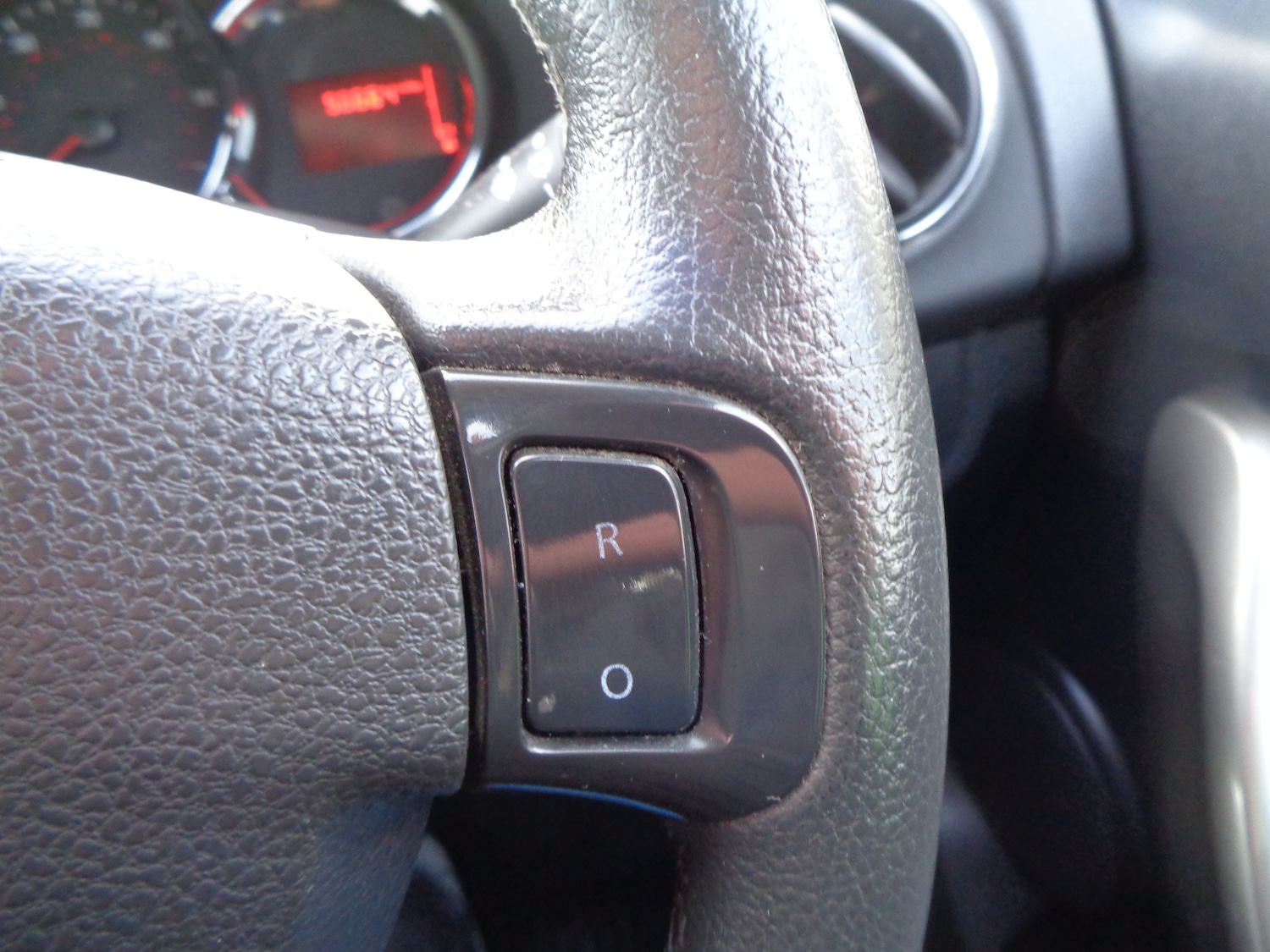 Used Dacia Sandero Stepway 2015 for sale - 77640350: Photo 22