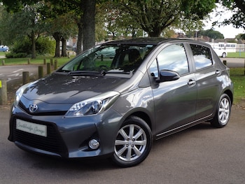 Used Toyota Yaris 2014 for sale - 75330117: Photo