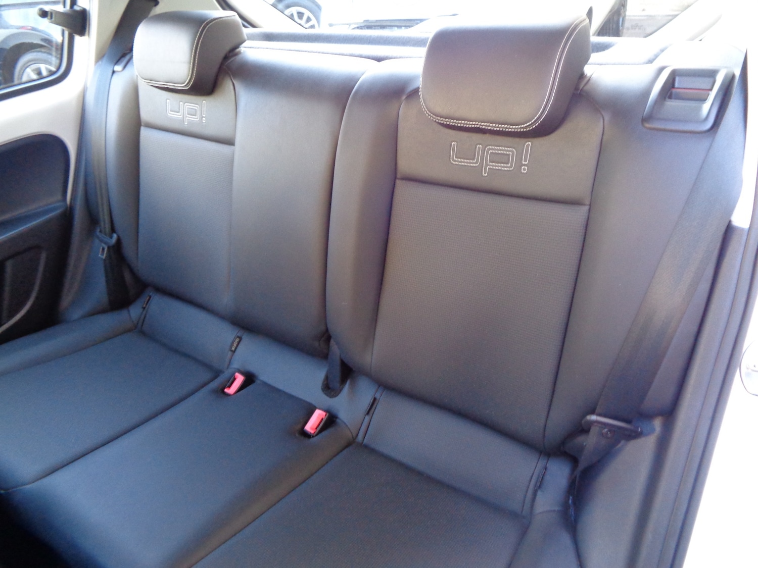 Used Volkswagen up! 2014 for sale - 78121239: Photo 11