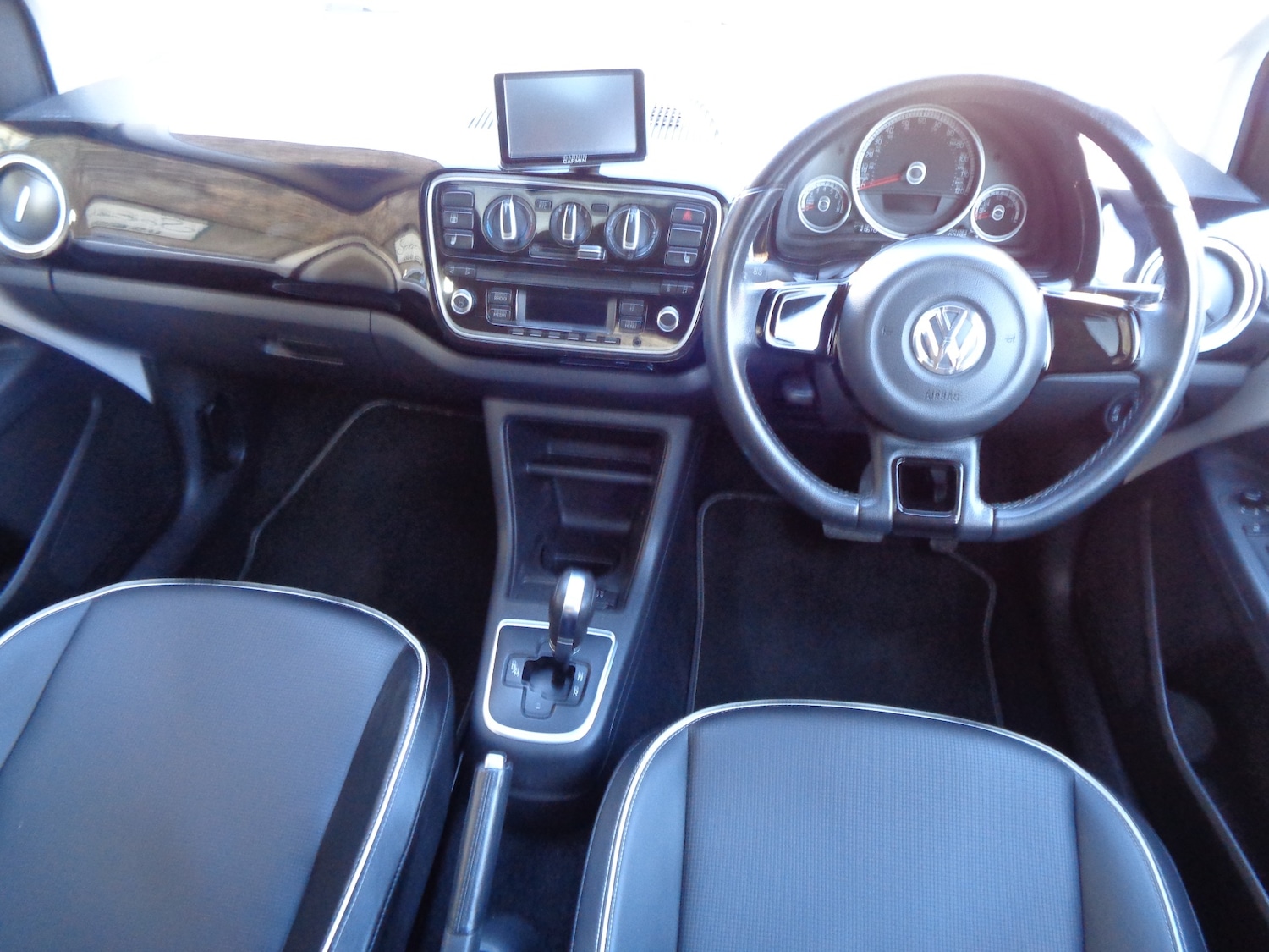 Used Volkswagen up! 2014 for sale - 78121239: Photo 14