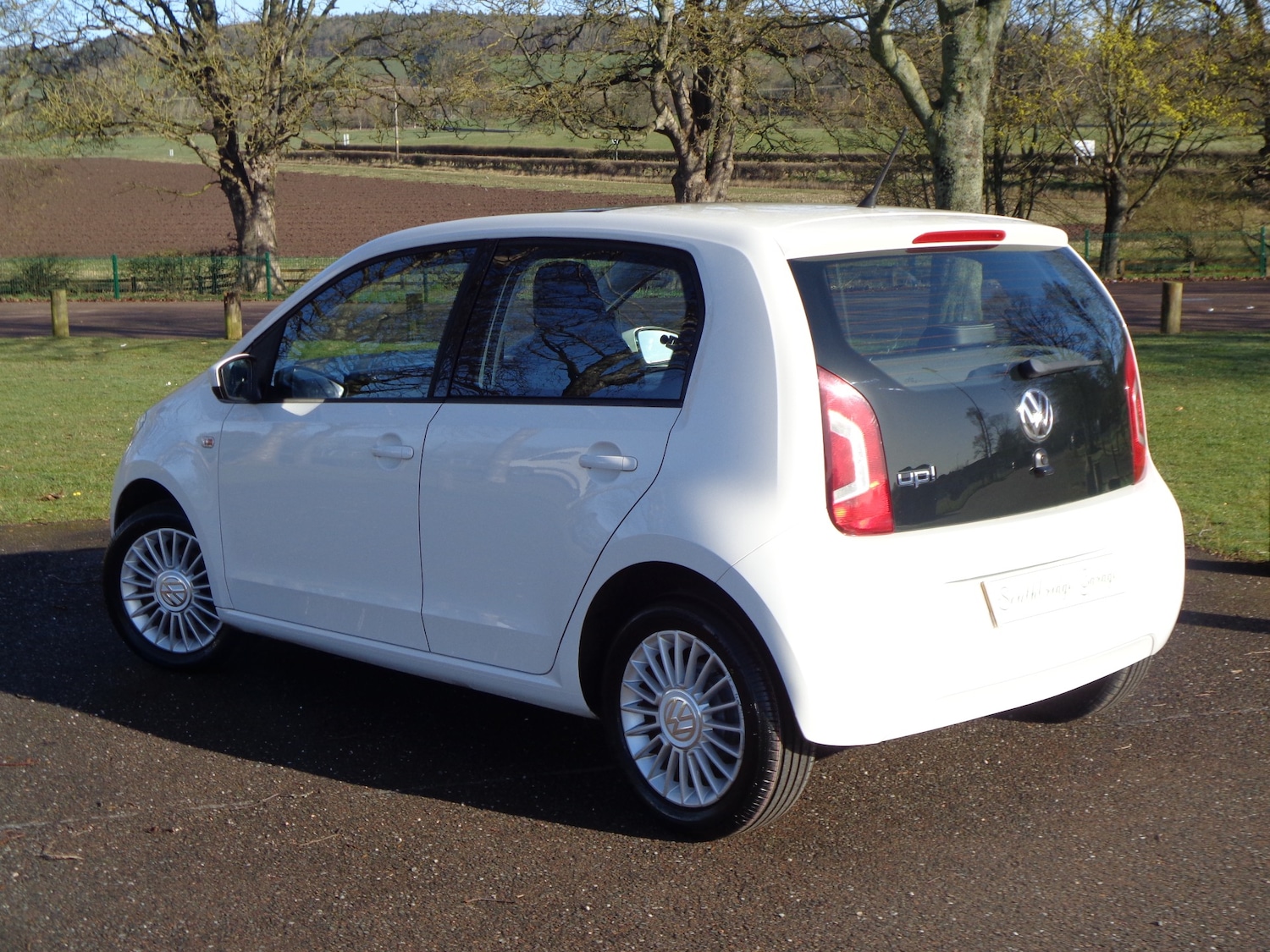 Used Volkswagen up! 2014 for sale - 78121239: Photo 4