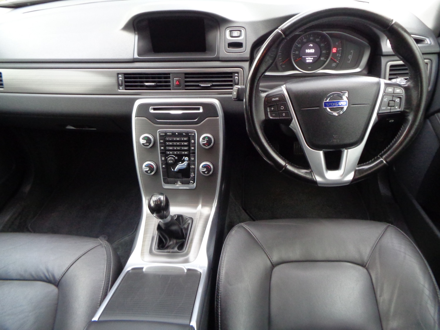 Used Volvo XC70 2015 for sale - 77001496: Photo 16