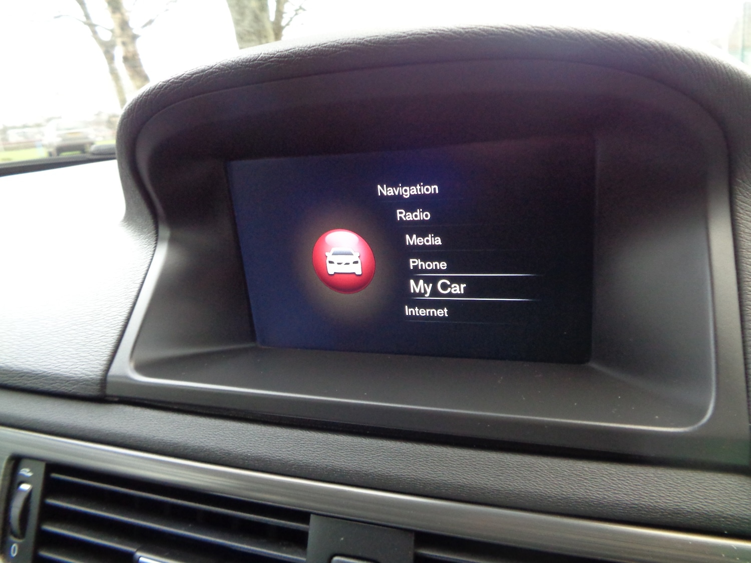 Used Volvo XC70 2015 for sale - 77001496: Photo 17