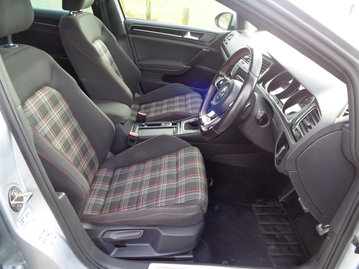 Used Volkswagen Golf 2016 for sale - 77951068: Photo 15