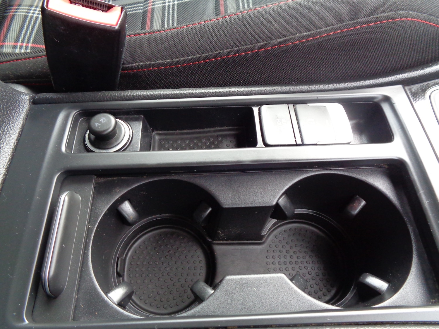 Used Volkswagen Golf 2016 for sale - 77951068: Photo 26