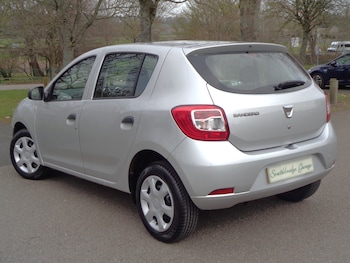 Used Dacia Sandero 2016 for sale - 78323827: Photo