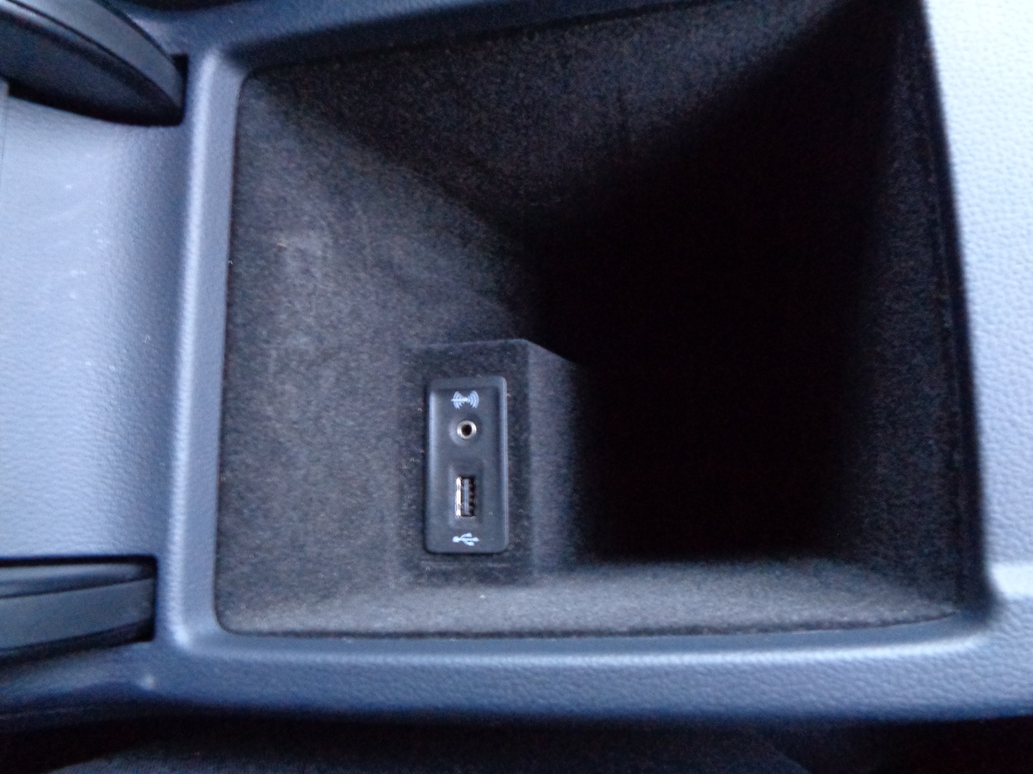 Used Volkswagen Passat 2015 for sale - 76969438: Photo 26