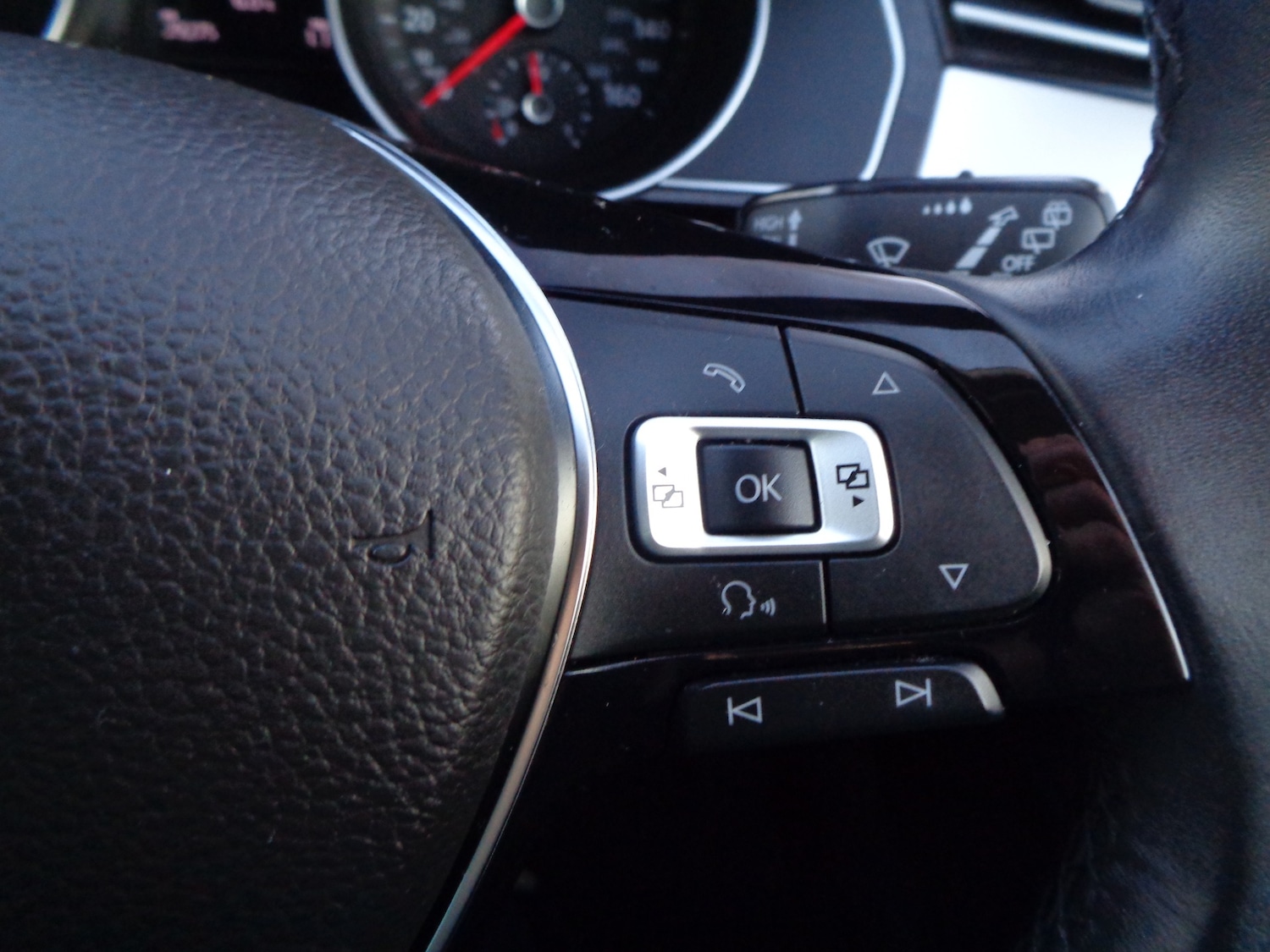 Used Volkswagen Passat 2015 for sale - 76969438: Photo 28