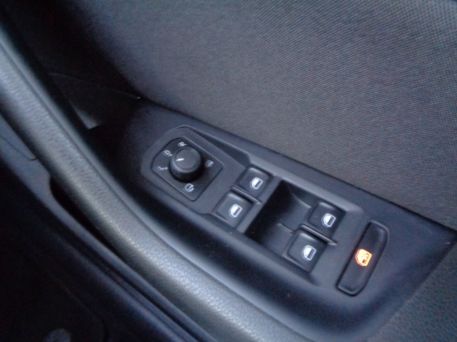 Used Volkswagen Passat 2015 for sale - 76969438: Photo 31