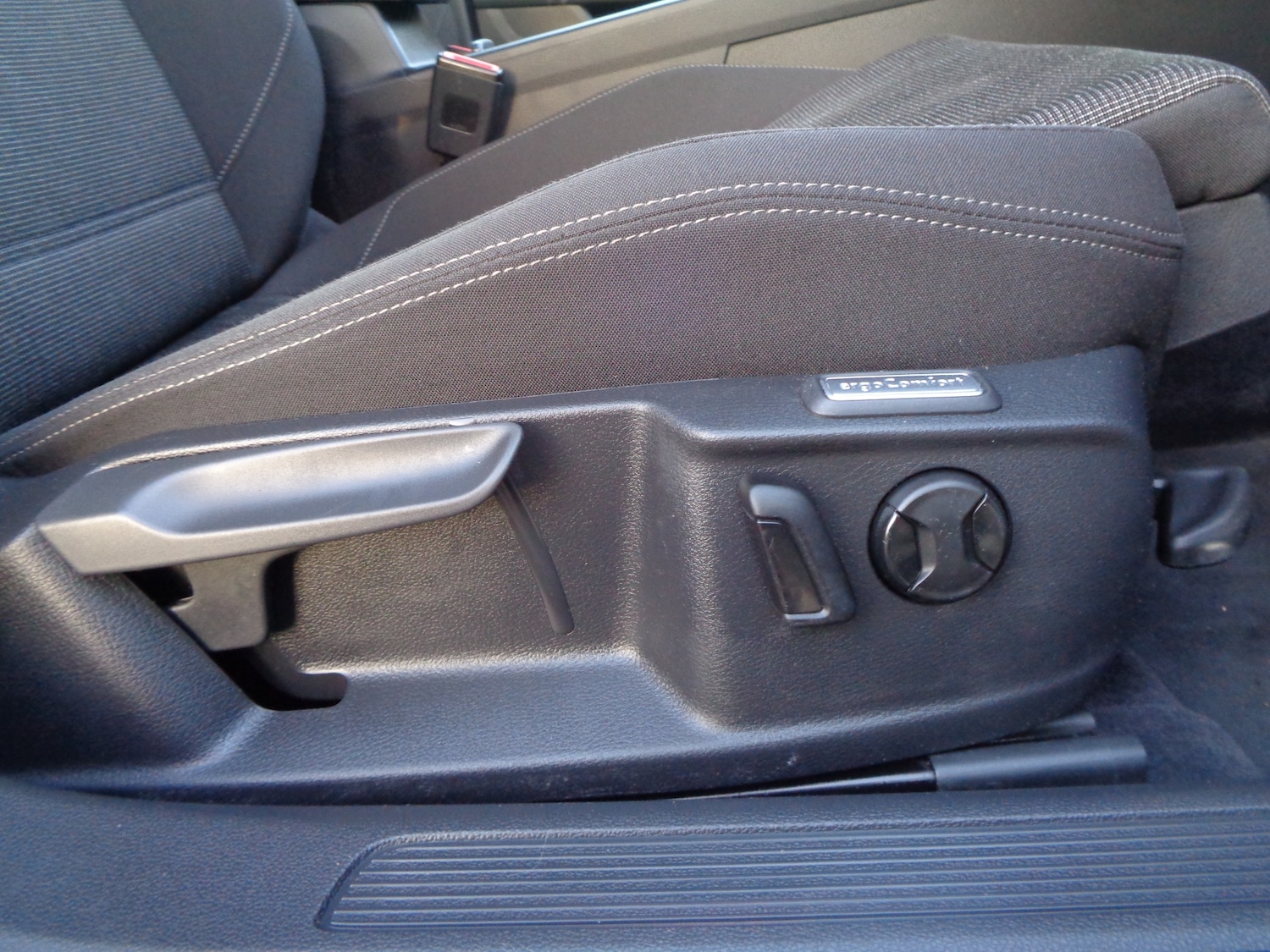 Used Volkswagen Passat 2015 for sale - 76969438: Photo 33