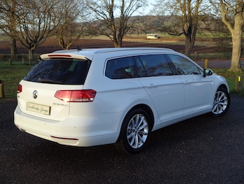 Used Volkswagen Passat 2015 for sale - 76969438: Photo