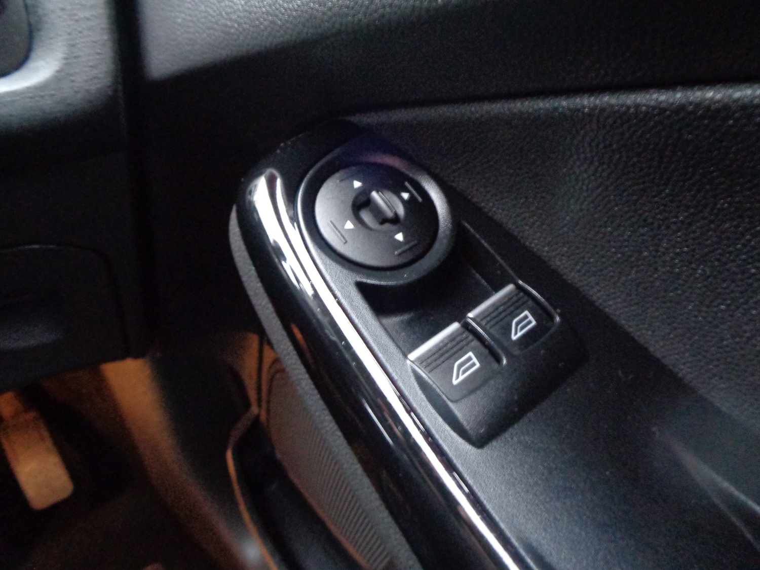 Used Ford Fiesta 2015 for sale - 76982954: Photo 22