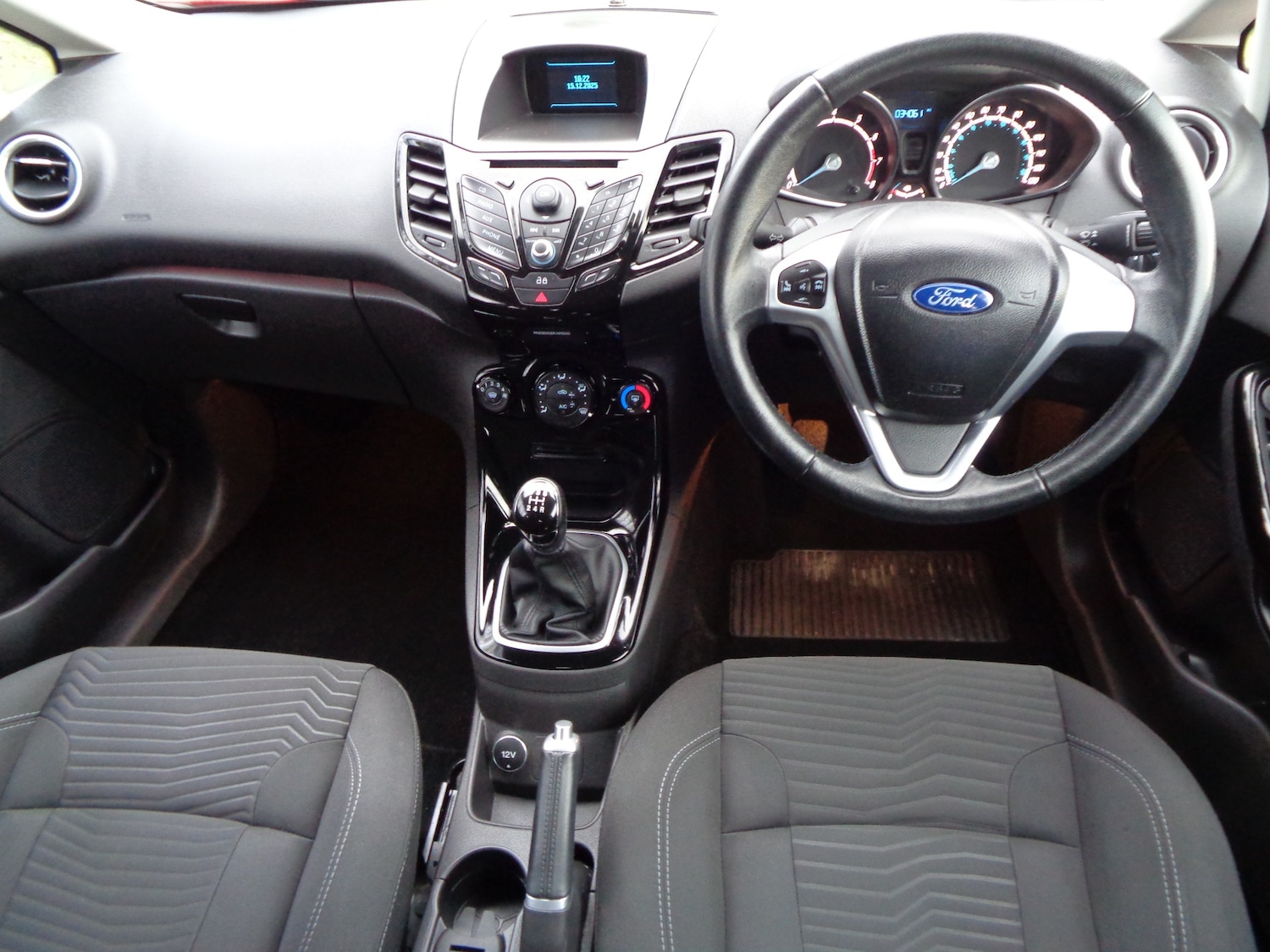 Used Ford Fiesta 2014 for sale - 76946004: Photo 14