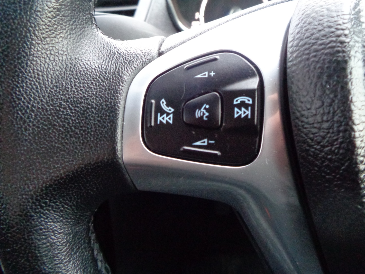 Used Ford Fiesta 2014 for sale - 76946004: Photo 22