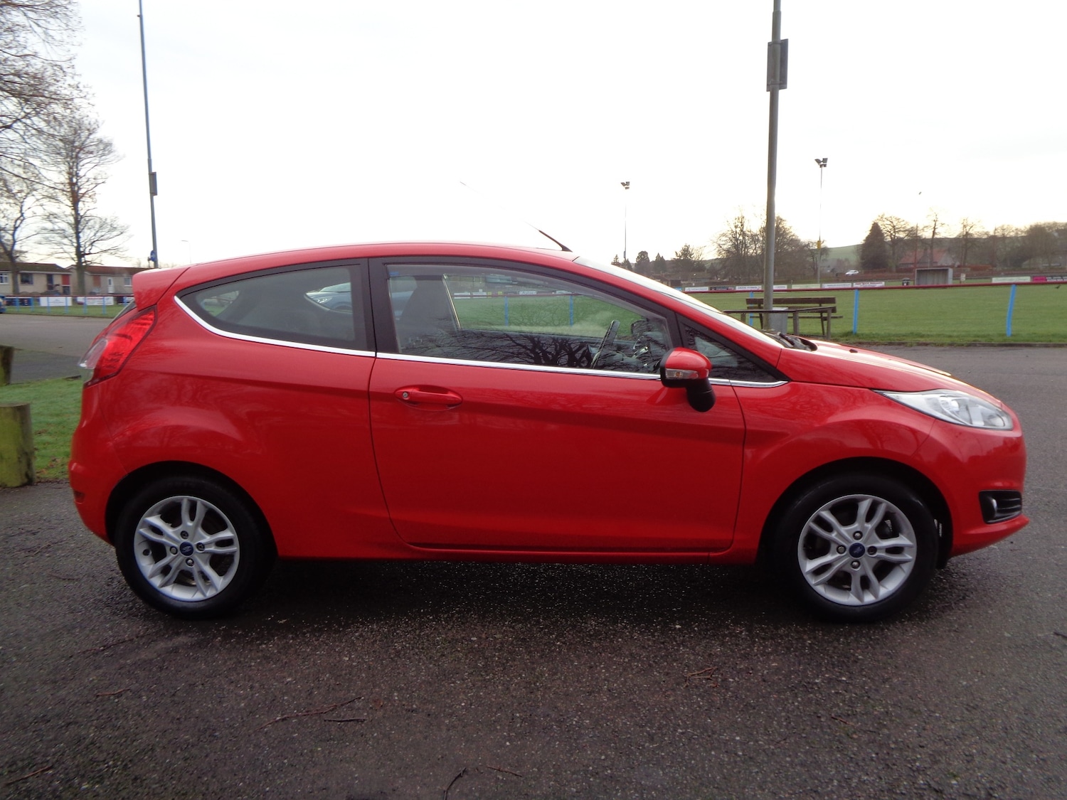 Used Ford Fiesta 2014 for sale - 76946004: Photo 9