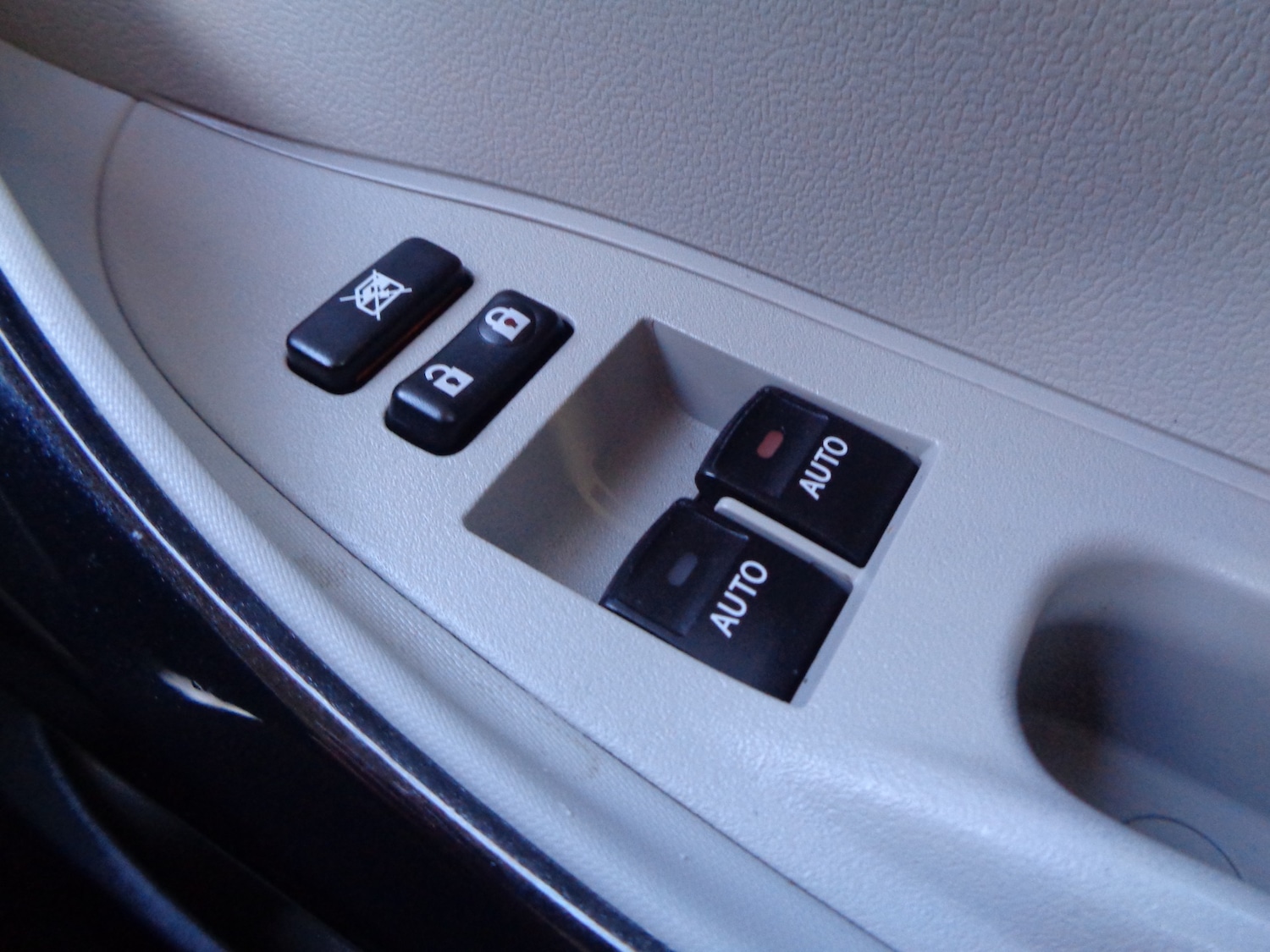 Used Toyota IQ 2011 for sale - 77515942: Photo 22